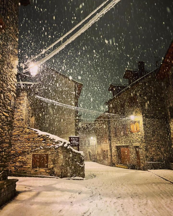Hotel Boutique La Neu Benasque Eksteriør billede