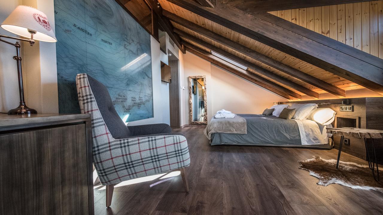 Hotel Boutique La Neu Benasque Eksteriør billede